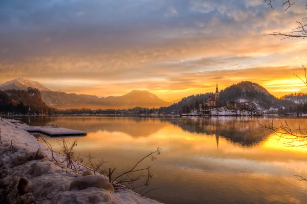 Bled-tó télen, Szlovénia, Európa — Stock Fotó