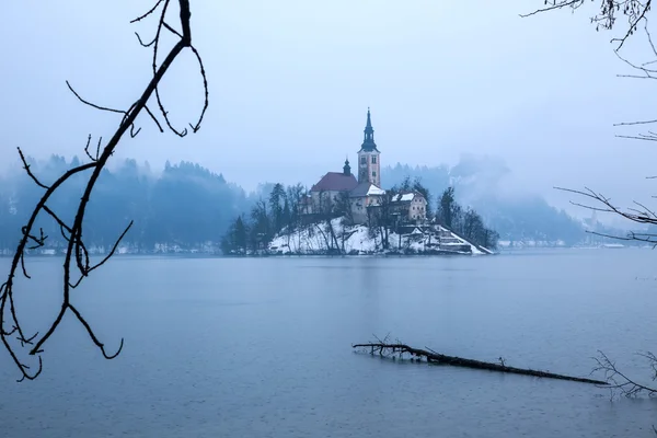 Bled con lago in inverno, Slovenia, Europa — Foto Stock