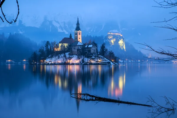 Bled jezero v zimě, Slovinsko, Evropa — Stock fotografie