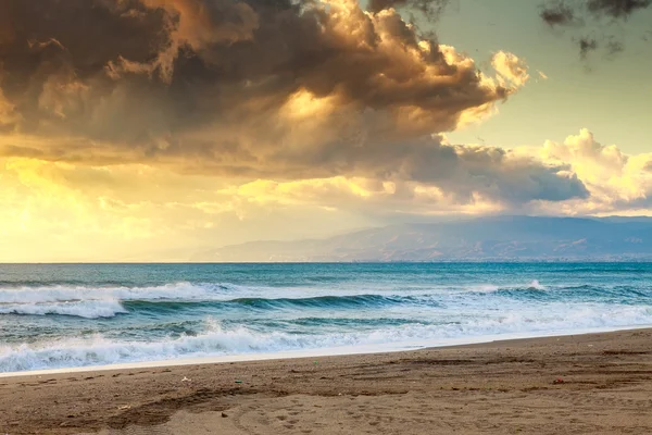 Sonnenuntergang am Meer — Stockfoto