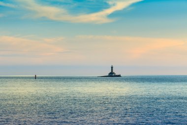 Deniz feneri fırtınalı denizde, Porer Rt Kamenjak Istra Hırvatistan