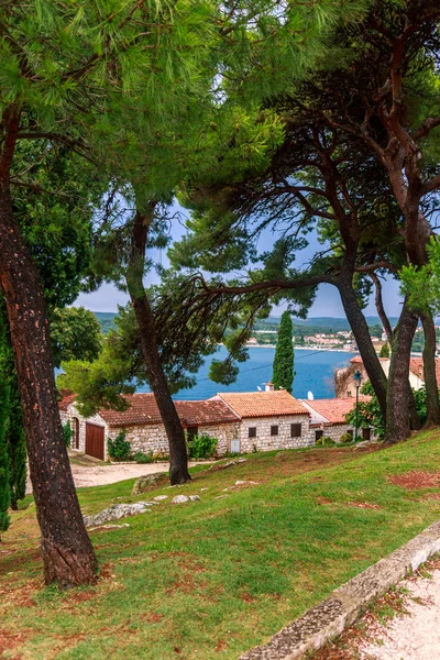 Utsikt över Adriatiska havet på Rovinj — Stockfoto