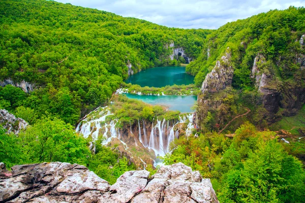 Vattenfallen i nationalparken Plitvice — Stockfoto