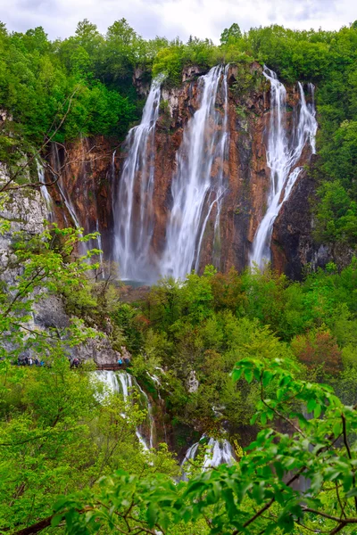 Cascate nel Parco Nazionale di Plitvice — Foto Stock