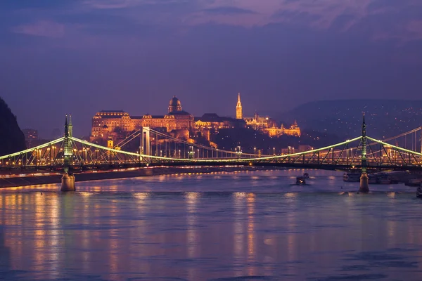 Νυχτερινή θέα της Βουδαπέστης — Φωτογραφία Αρχείου