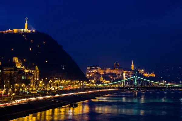 Budapest éjszakai panorámája — Stock Fotó