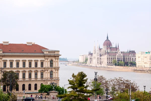 Будівля парламенту в Будапешті. — стокове фото