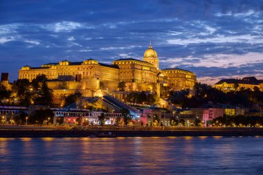 Macaristan 'ın Sunset kentindeki Budapeşte Kalesi
