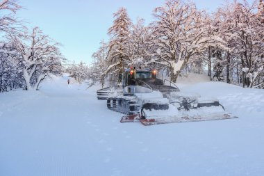 Bakım dağlarda Kayak tesisi