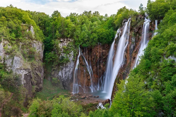 Vattenfallen i nationalparken Plitvice — Stockfoto