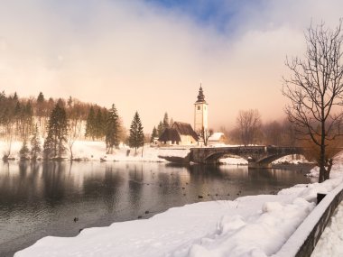 Bohinj Gölü kışın, Slovenya