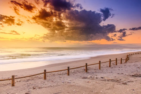 Playa del atardecer en el parque natural Gabo de Gata — Foto de Stock