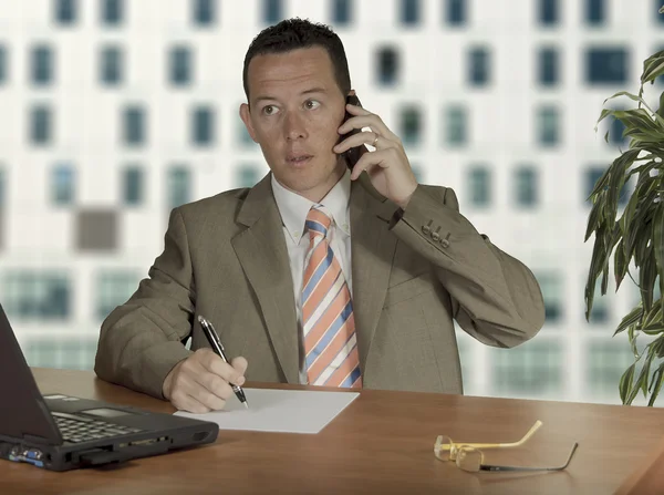 Man on phone — Stock Photo, Image