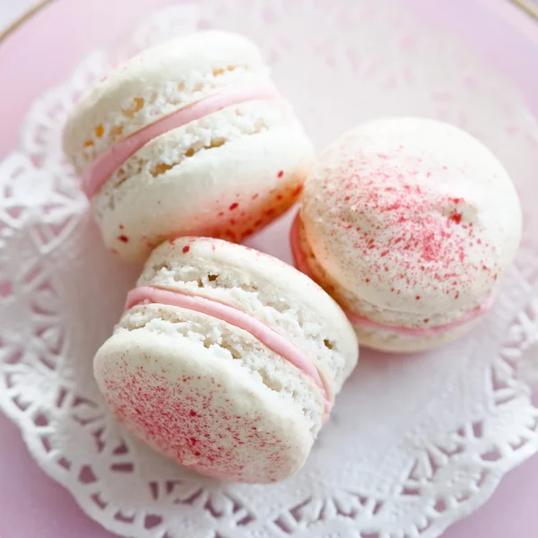 Truskawka macarons — Zdjęcie stockowe