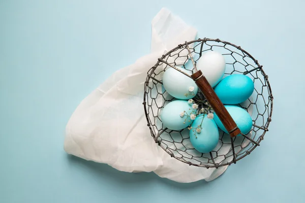 Huevos de Pascua teñidos Ombre —  Fotos de Stock