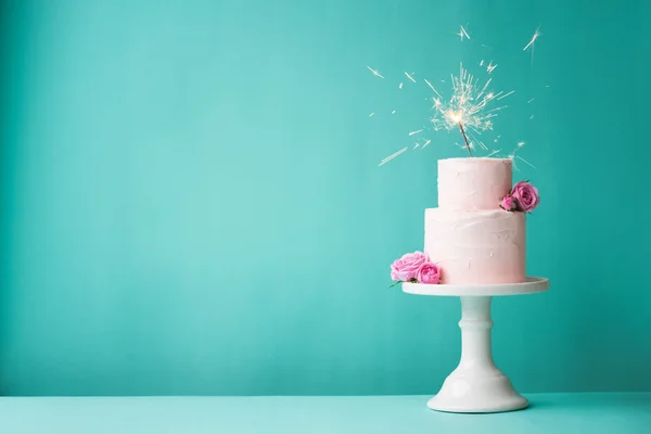 Birthday cake — Stock Photo, Image