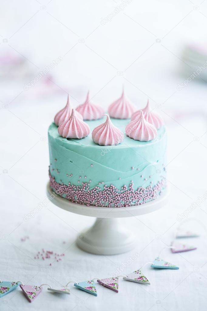 Pastel birthday cake