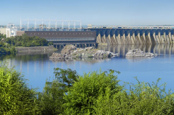 Dnieper hydroelectric station in Zaporozhye — Stock Photo, Image