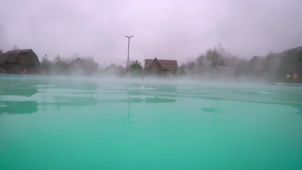 Geothermal Spa Resort Woman Swimming Hot Spring Pool Outdoors Mountains — Stock Video