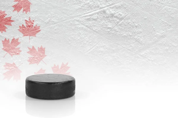 Canadian Hockey Puck — Stockfoto