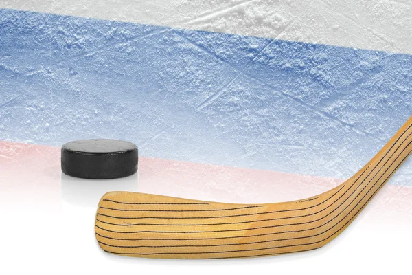 Bâton, rondelle et terrain de hockey — Photo