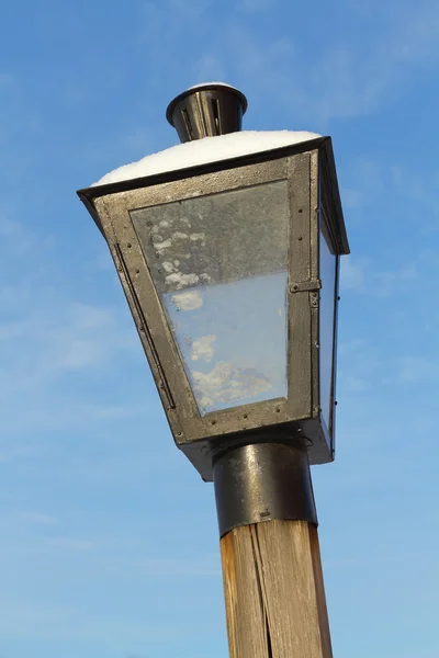 Vintage-Straßenlaterne — Stockfoto