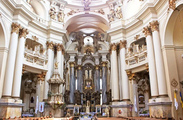 Dominikanska Domkyrkan Interiören i lviv, Ukraina — Stockfoto