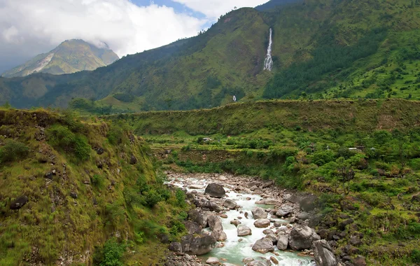 Annapurna cirkut trek. najpiękniejsze trekking w górach Himalajach — Zdjęcie stockowe