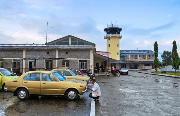 Port lotniczy Pokhara w deszczowy poranek, Nepal — Zdjęcie stockowe