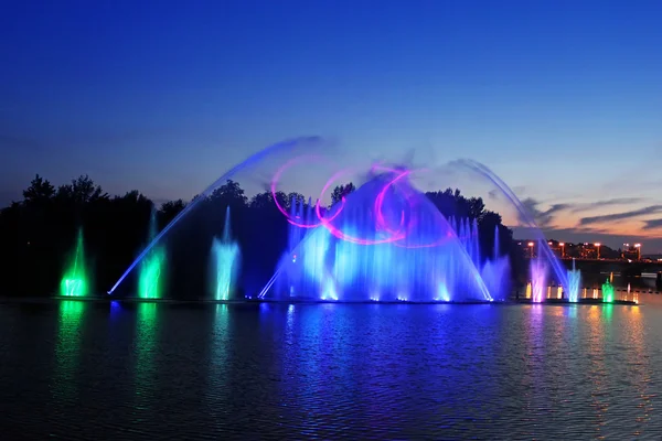 Biggest fountain on the river in Vinnytsia, Ukraine — Stock Photo, Image