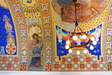 Lamba ve el boyalı tavan Uzhhorod Kalesi (Ukrayna). 13 ve 18 yüzyıllar arasında inşa