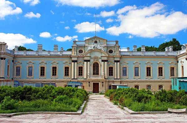 Marijinski Palast im Wiederaufbau, Kyiw, Ukraine — Stockfoto