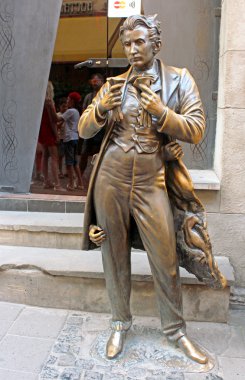 Leopold von Sacher Masoch Masoch-Cafe giriş tarihi şehir merkezinde, Lviv, Ukrayna yakınındaki heykeli