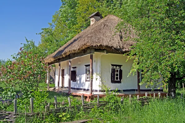 Старі традиційні будинки в Україні — стокове фото