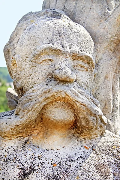 Monument på historiska och kulturella Reserve "Busha". Historiska park skulptur, Vinnytsia regionen, byn Busha, Ukraina — Stockfoto