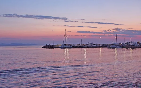 在希腊的紫色日落 — 图库照片