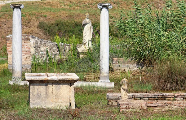 Ancient ruins in Dion, Greece — Stock Photo, Image