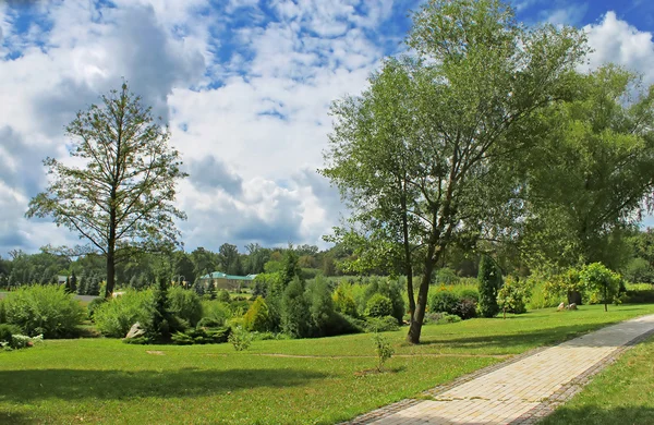 Parque em Feofaniya, Kyiv, Ucrânia — Fotografia de Stock