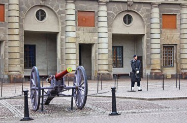 Stockholm, İsveç - 17 Ekim 2013: Royal Palace of Stockholm, İsveç Kralı resmi konutu