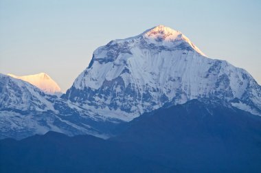 Dhaulagiri Himalaya, Nepal. Poon tepeden gördün Dhaulagiri Güney yüzü