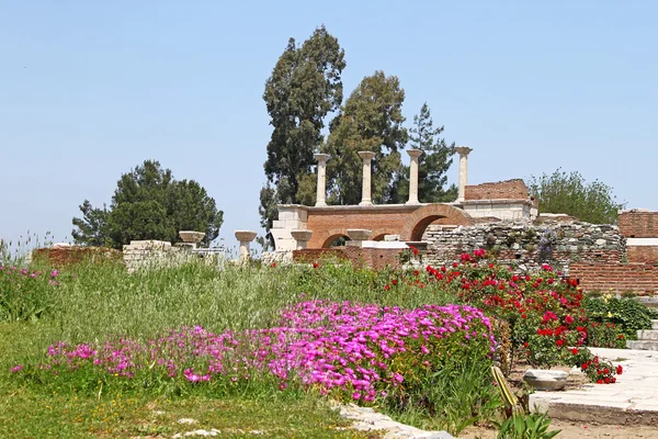 Ruinen der Basilika St. johns im Frühling, selcuk, ephesus, Türkei — Stockfoto