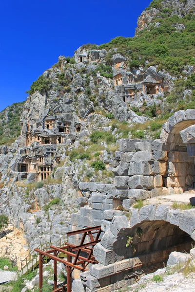 Starożytne lycian grobów w myra, Turcja — Zdjęcie stockowe