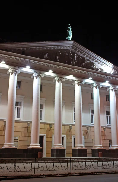 Edificio de Teatro de Ópera en Vinnitsa, Ucrania — Foto de Stock