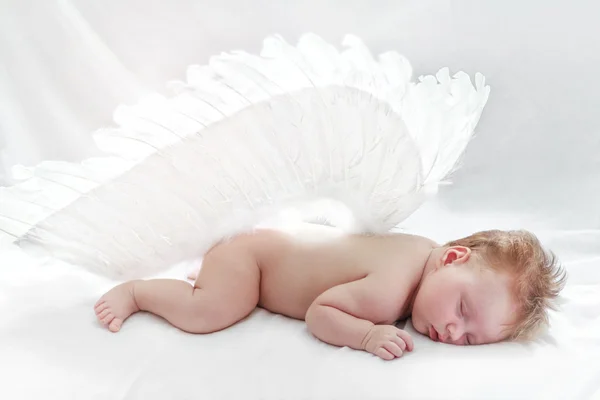 Baby Angel w letnie dni w domu — Zdjęcie stockowe