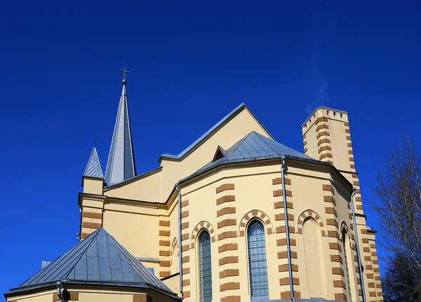 Kathedrale im gotischen Erweckungsstil — Stockfoto