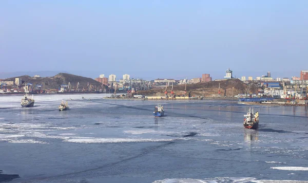 Vladivostok Russia January Landscape Bay Seaside Town Ships Entering Its — Stock Photo, Image