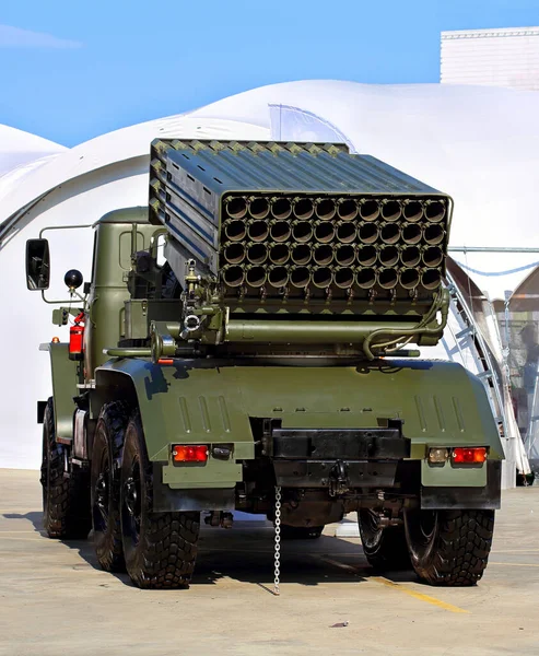 Rusia Multiple Launch Rocket System Rear View — Stok Foto