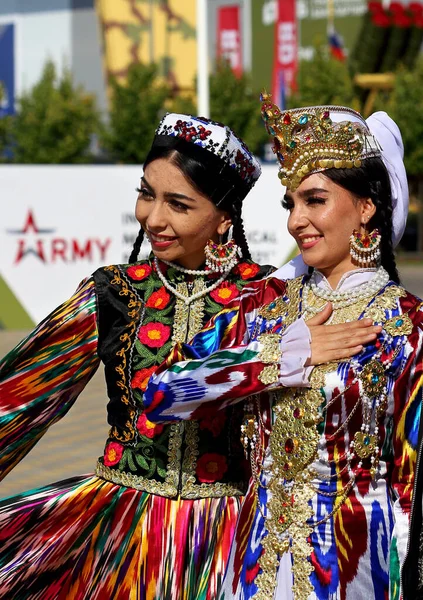 Moscow Region August Uzbek Girls Concert Brigade Military Exhibition Performance — Stock Photo, Image