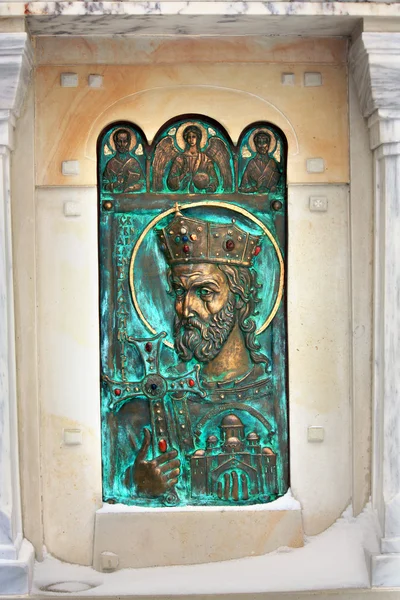 Bas-relief with spiritual symbols — Stock Photo, Image