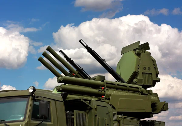 Armas de defensa antiaérea "Pantsir-S1 " — Foto de Stock